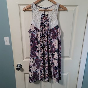 Xhilaration Blue/Burgundy/Purple/White‎ Lace Floral Sleeveless Top Women's L